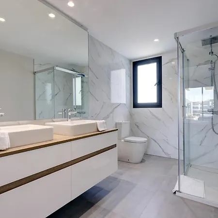 Apartment Ocean View Penthouse With Jacuzzi Estepona