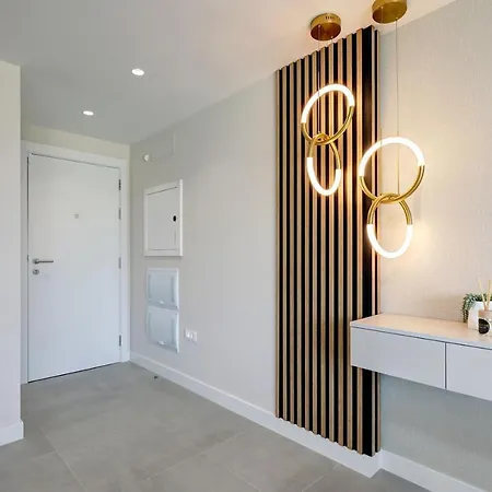 Ocean View Penthouse With Jacuzzi Apartment *